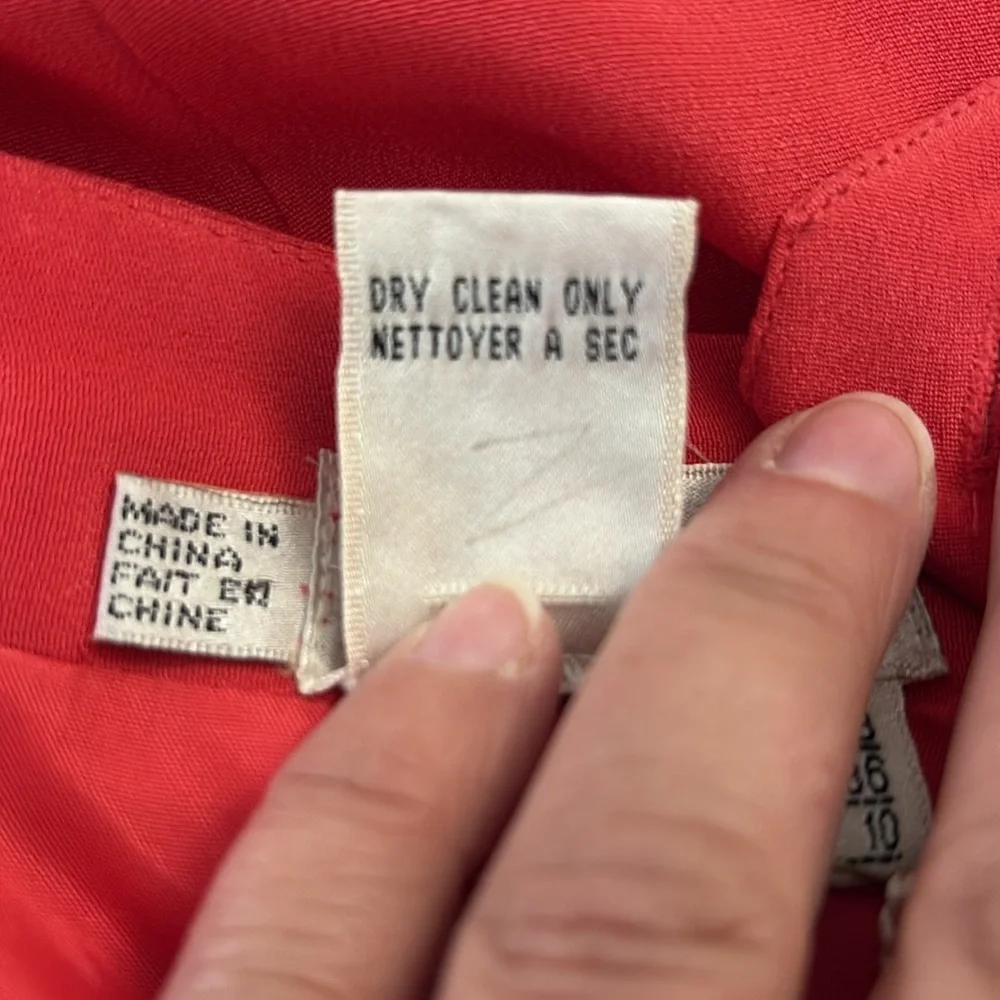 Episode by Carolyn Wight Freeman 100% Silk Skirt Bright Coral Size 8 Lined NWT
